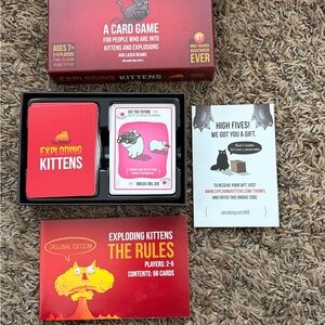 Original Edition Card Game - exploding kittens